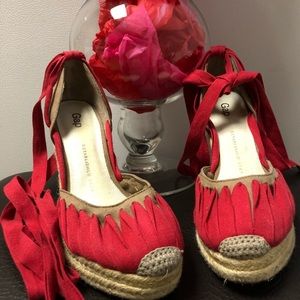 Gap Red & Tan Wedge Sandal